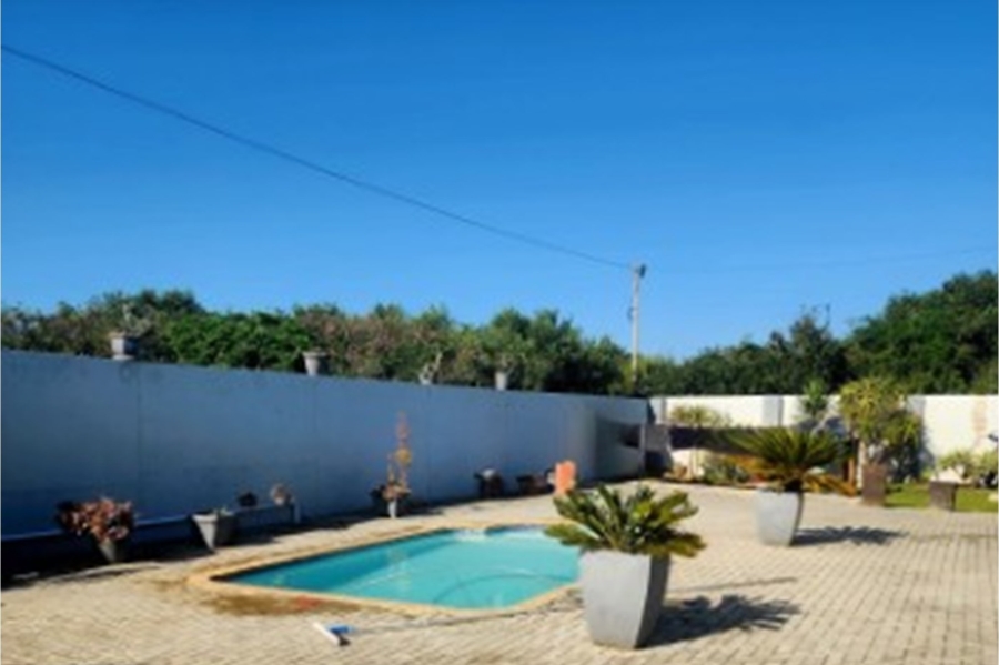 3 Bedroom Property for Sale in Clarendon Marine Eastern Cape